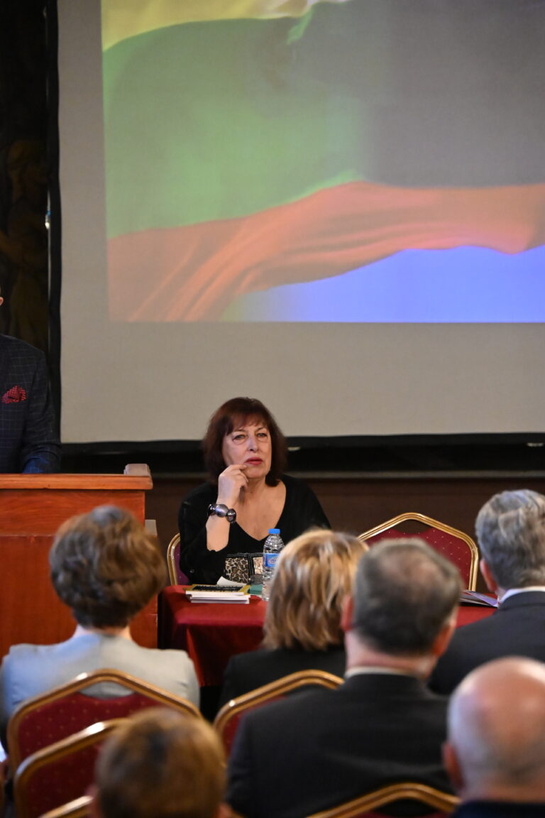 Проф. Боряна Бужашка: Институтът за българската диаспора търси „кода на оцеляване“ на сънародниците ни зад граница